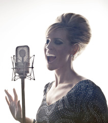 Dusty Singing at Microphone